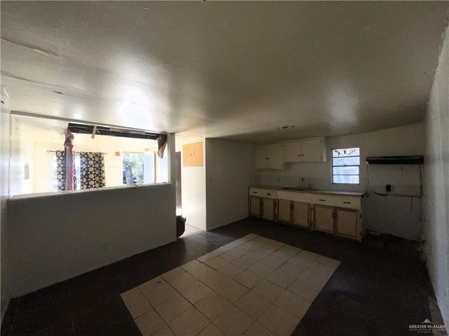 310 W Clark Avenue, Pharr, TX 78577