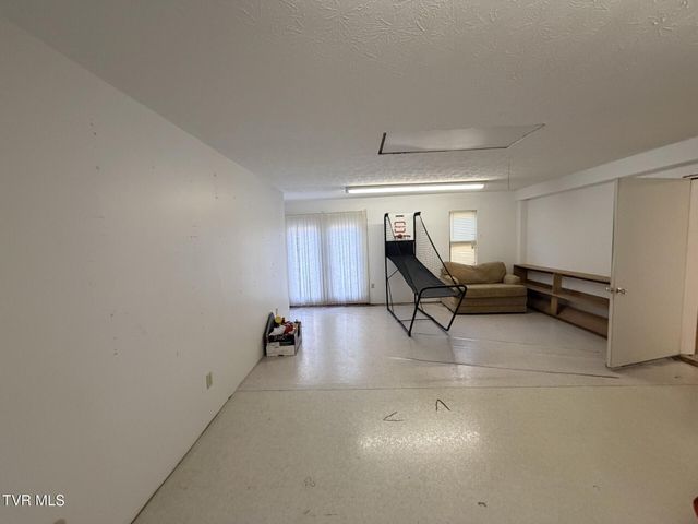 14229 Bull Run Road, Coeburn, VA 24230