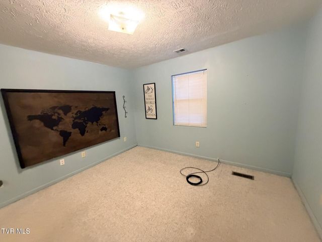 14229 Bull Run Road, Coeburn, VA 24230