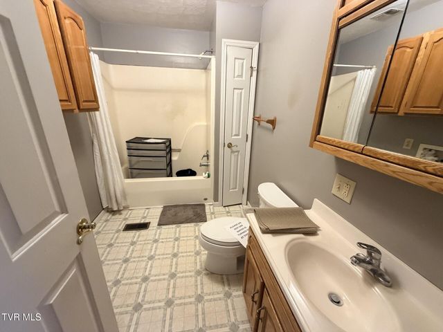 14229 Bull Run Road, Coeburn, VA 24230