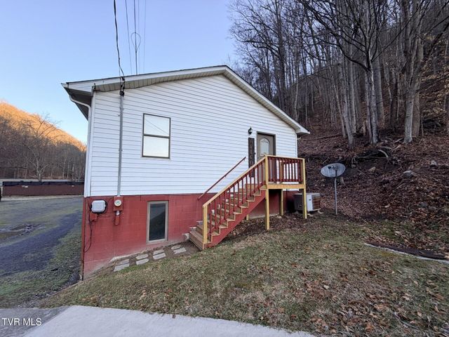 14229 Bull Run Road, Coeburn, VA 24230