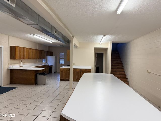 14229 Bull Run Road, Coeburn, VA 24230