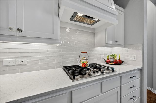 2702 Esplanade Boulevard 2702, Mansfield, TX 76063