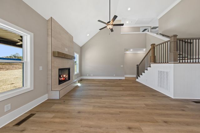 1705 Sulphur College Rd, Hartsville, TN 37074