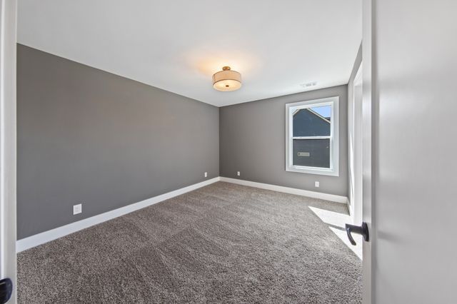 1705 Sulphur College Rd, Hartsville, TN 37074