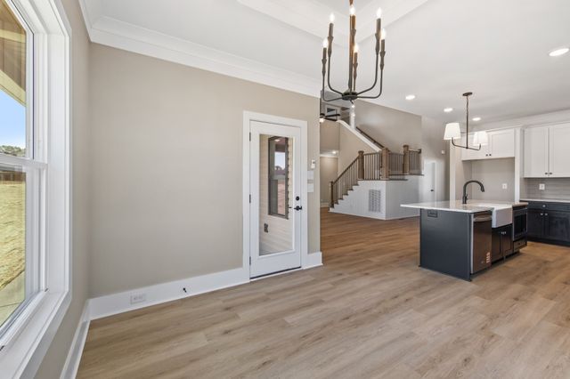 1705 Sulphur College Rd, Hartsville, TN 37074