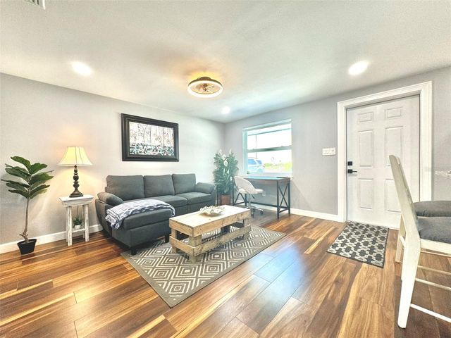 10656 101ST AVENUE, Seminole, FL 33772