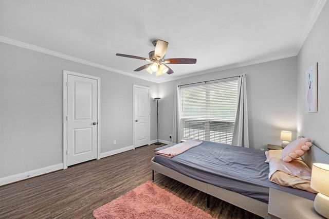 12633 Memorial Drive 132, Houston, TX 77024