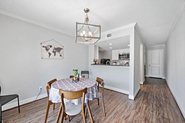 12633 Memorial Drive 132, Houston, TX 77024