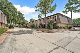 12633 Memorial Drive 132, Houston, TX 77024