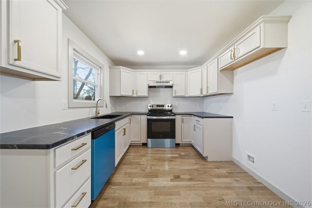 517 S 79th East Avenue, Tulsa, OK 74112