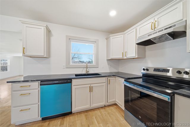 517 S 79th East Avenue, Tulsa, OK 74112