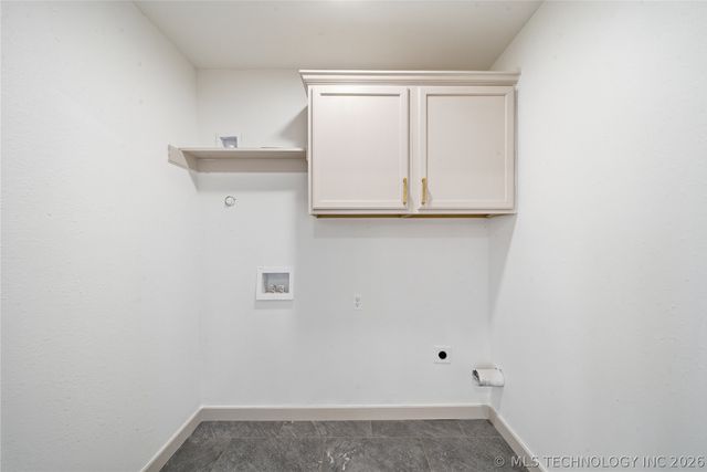 517 S 79th East Avenue, Tulsa, OK 74112