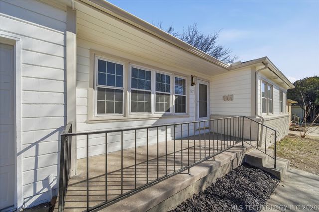 517 S 79th East Avenue, Tulsa, OK 74112