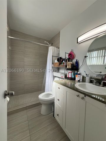 467B E 13th St 467B, Hialeah, FL 33010