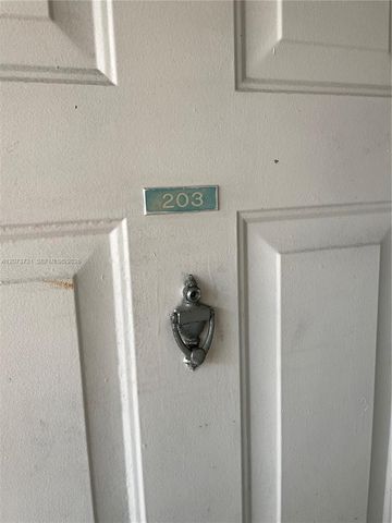 14911 SW 80th Street 203, Miami, FL 33193