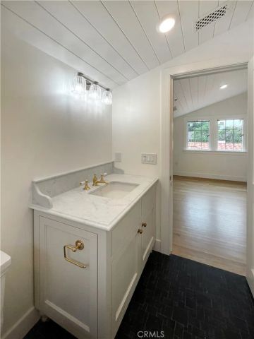 2851 Terry Road, Laguna Beach, CA 92651