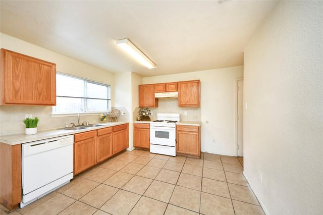 22815 Sherioaks Lane, Spring, TX 77389