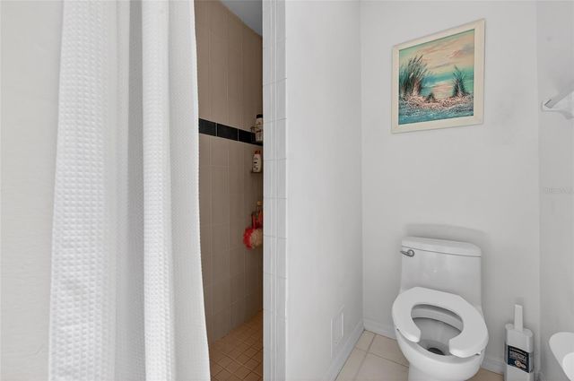 2225 JUANITA DRIVE, New Smyrna Beach, FL 32168