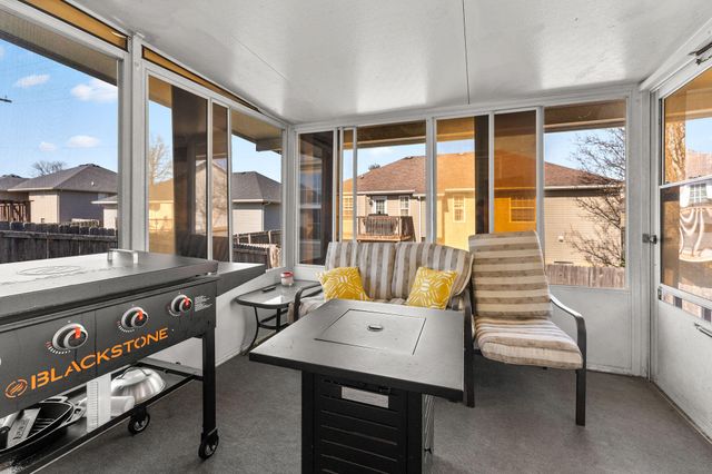 721 W Butterfield Drive, Nixa, MO 65714