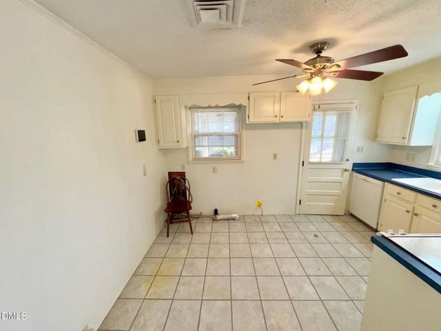 146 Dorsey Place, Henderson, NC 27536