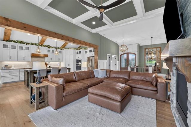 1149 Creekmoor Drive, Raymore, MO 64083