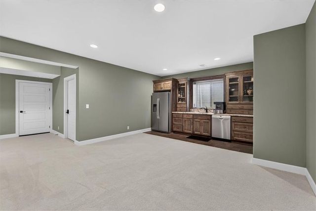 1149 Creekmoor Drive, Raymore, MO 64083