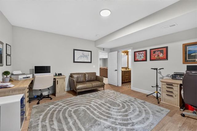 1149 Creekmoor Drive, Raymore, MO 64083