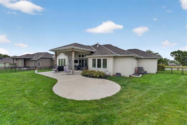 1149 Creekmoor Drive, Raymore, MO 64083