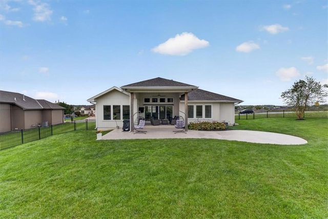 1149 Creekmoor Drive, Raymore, MO 64083