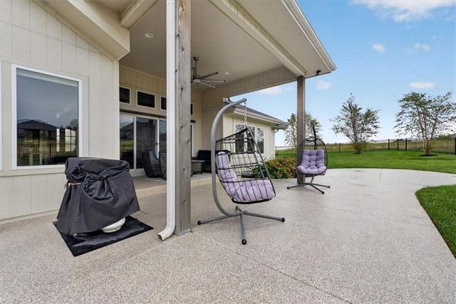 1149 Creekmoor Drive, Raymore, MO 64083