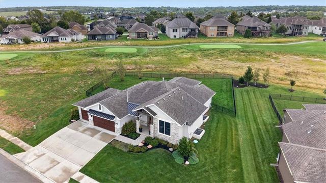 1149 Creekmoor Drive, Raymore, MO 64083