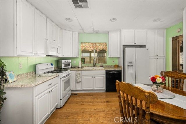 5200 Irvine Boulevard 360, Irvine, CA 92620