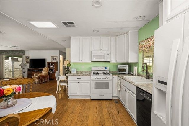 5200 Irvine Boulevard 360, Irvine, CA 92620