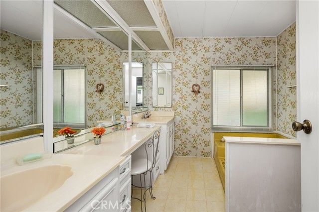 5200 Irvine Boulevard 360, Irvine, CA 92620