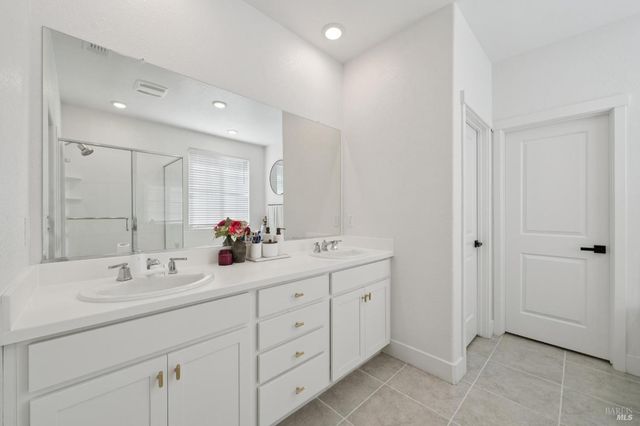 2915 Shaver St, Fairfield, CA 94533