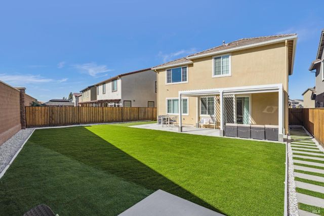 2915 Shaver St, Fairfield, CA 94533