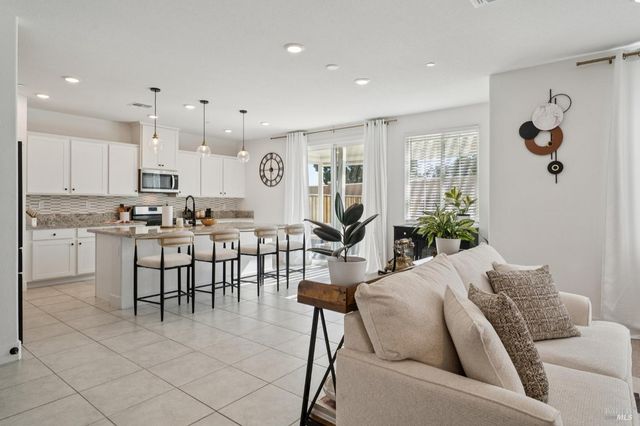 2915 Shaver St, Fairfield, CA 94533