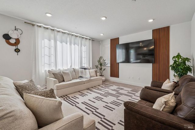 2915 Shaver St, Fairfield, CA 94533