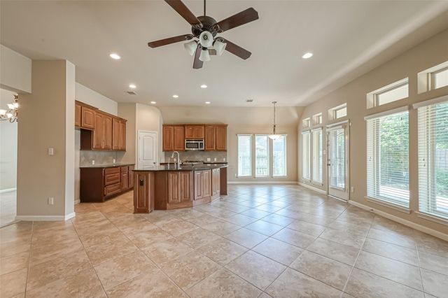 6206 Falling Briar Lane, Sugar Land, TX 77479