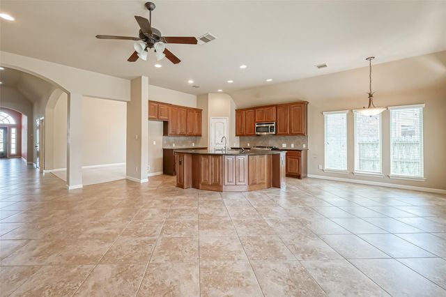 6206 Falling Briar Lane, Sugar Land, TX 77479