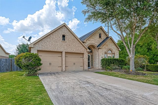 6206 Falling Briar Lane, Sugar Land, TX 77479