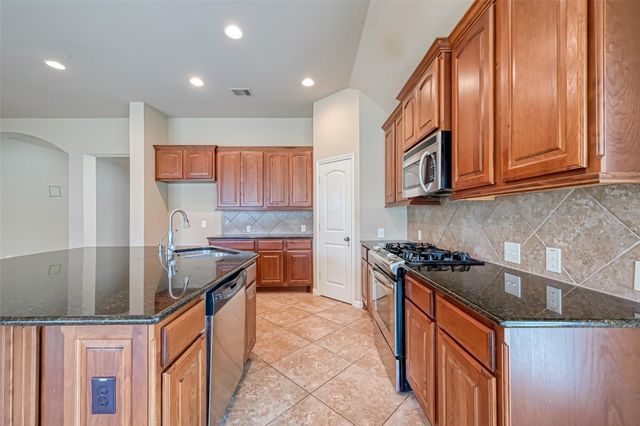 6206 Falling Briar Lane, Sugar Land, TX 77479