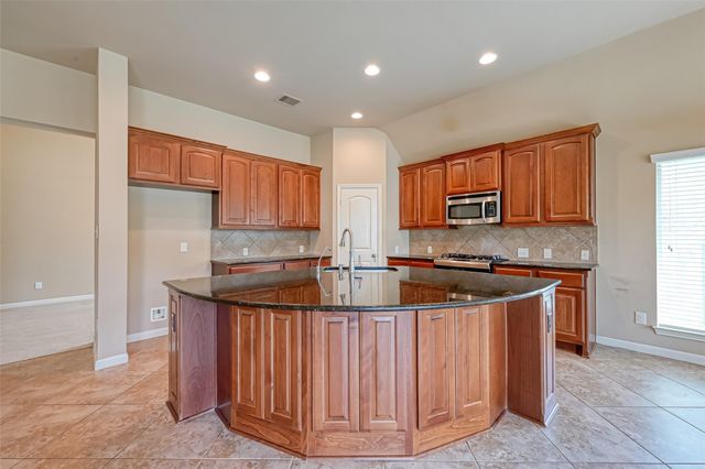6206 Falling Briar Lane, Sugar Land, TX 77479