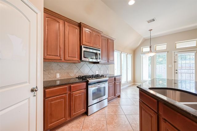 6206 Falling Briar Lane, Sugar Land, TX 77479