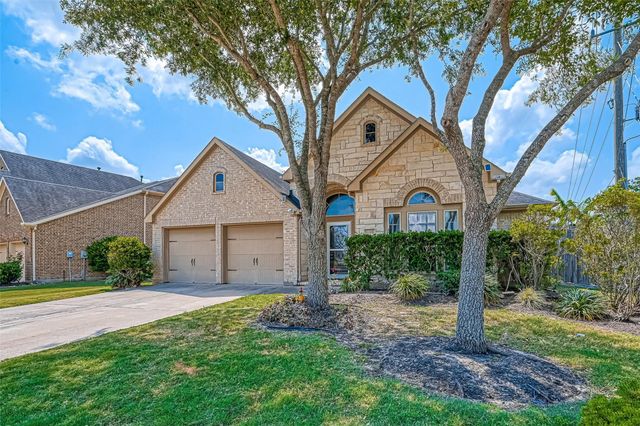 6206 Falling Briar Lane, Sugar Land, TX 77479