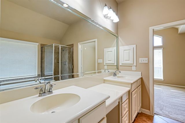 6206 Falling Briar Lane, Sugar Land, TX 77479