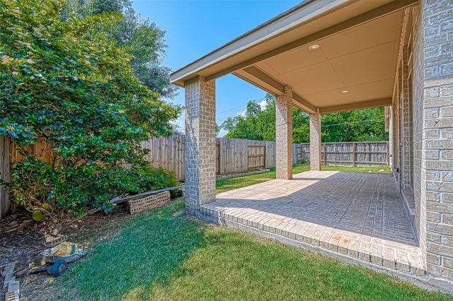 6206 Falling Briar Lane, Sugar Land, TX 77479