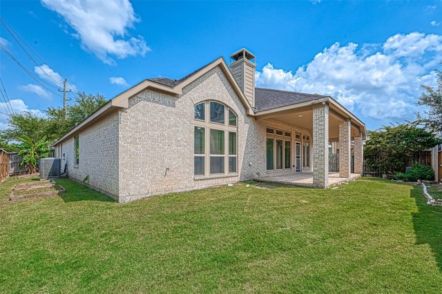 6206 Falling Briar Lane, Sugar Land, TX 77479
