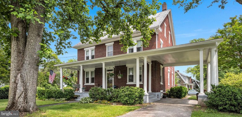 1749 CARROLLS TRACT RD, Orrtanna, PA 17353